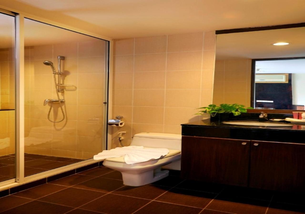 S.M. Grande Residence Bangkok Exterior foto